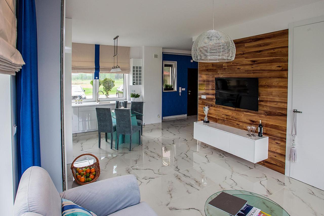 Golf Apartament W Sobieniach Sobienie Jeziory Екстер'єр фото